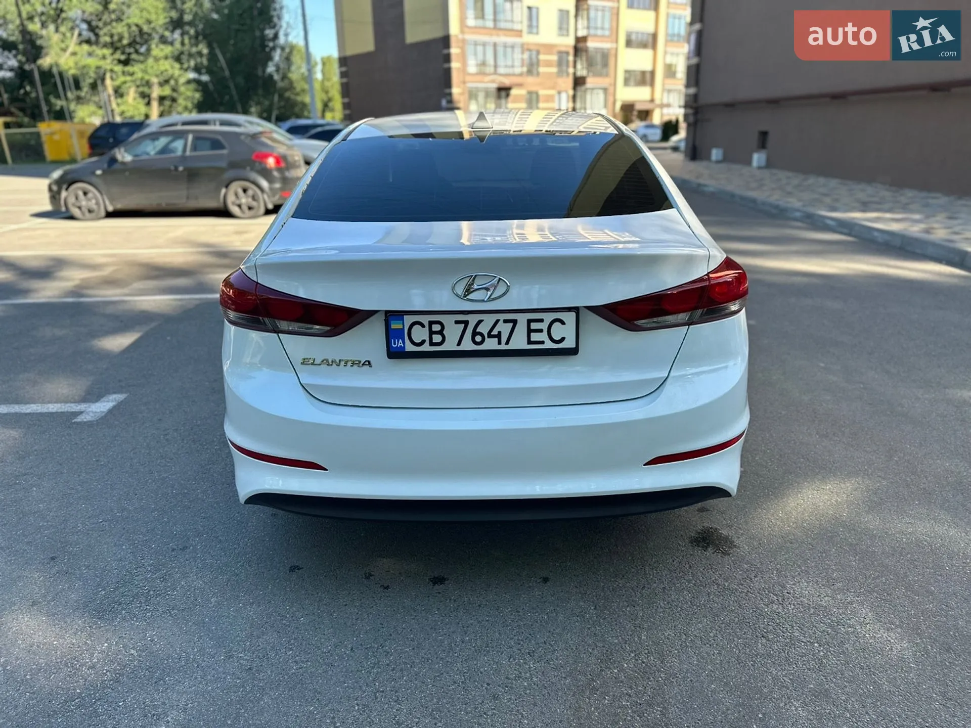 2018 Hyundai Elantra - мініатюра 30