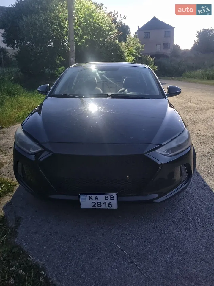 2015 Hyundai Elantra - мініатюра 32