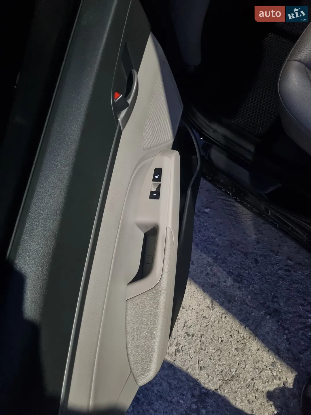 2016 Hyundai Elantra - мініатюра 12