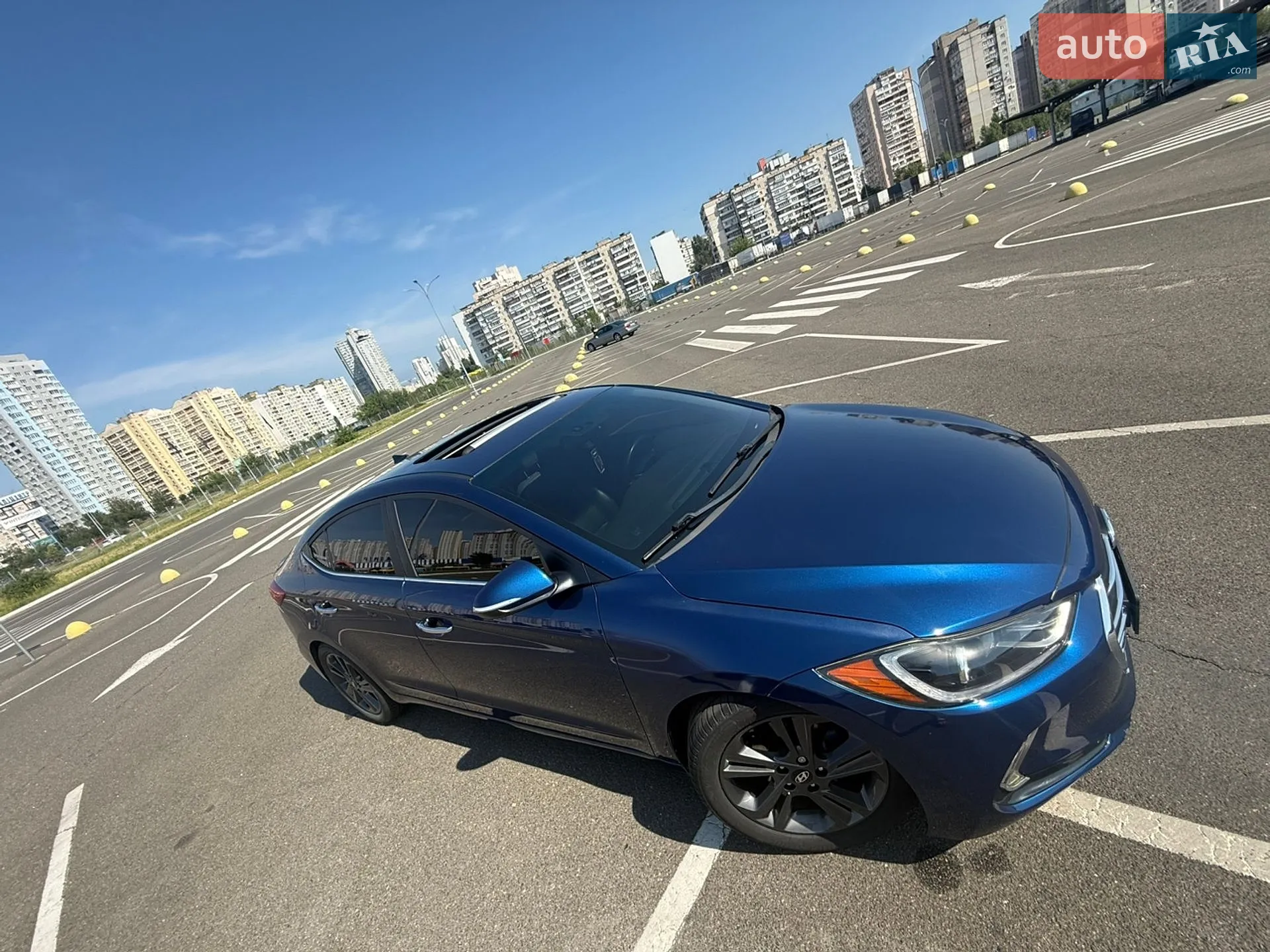 2016 Hyundai Elantra - фото 1
