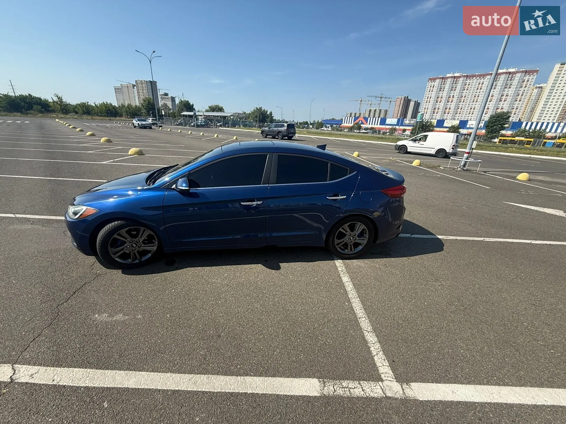 2016 Hyundai Elantra - мініатюра 10