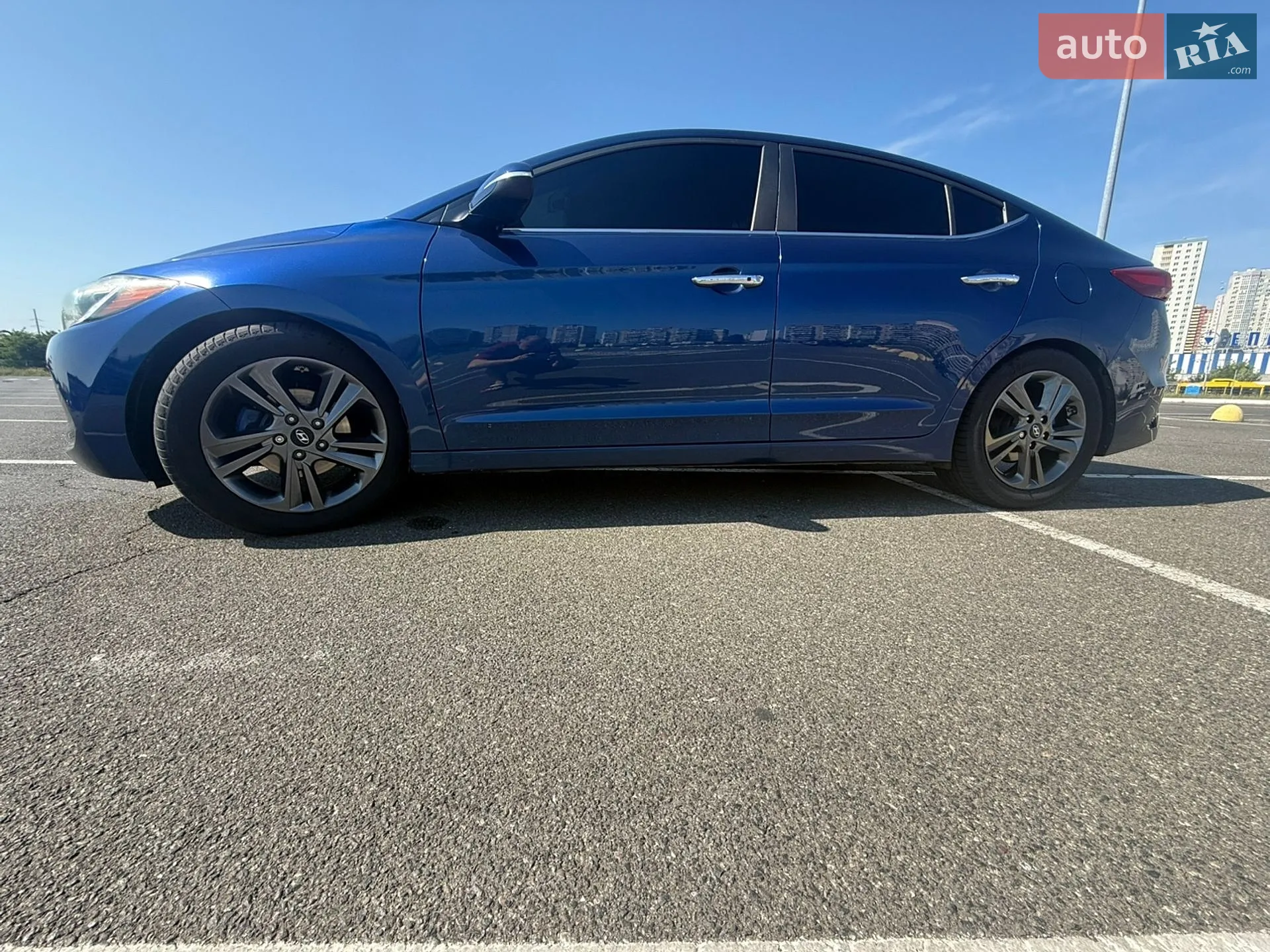 2016 Hyundai Elantra - мініатюра 11