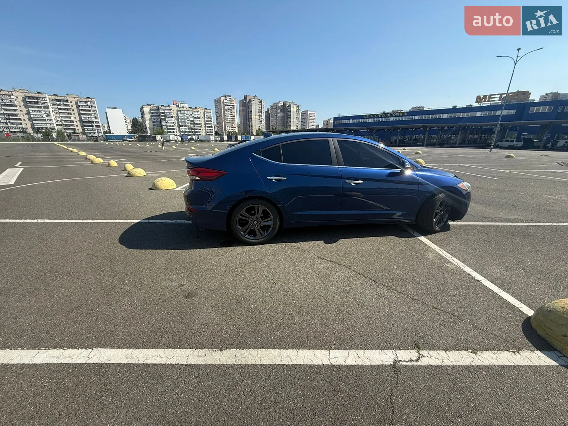 2016 Hyundai Elantra - мініатюра 14