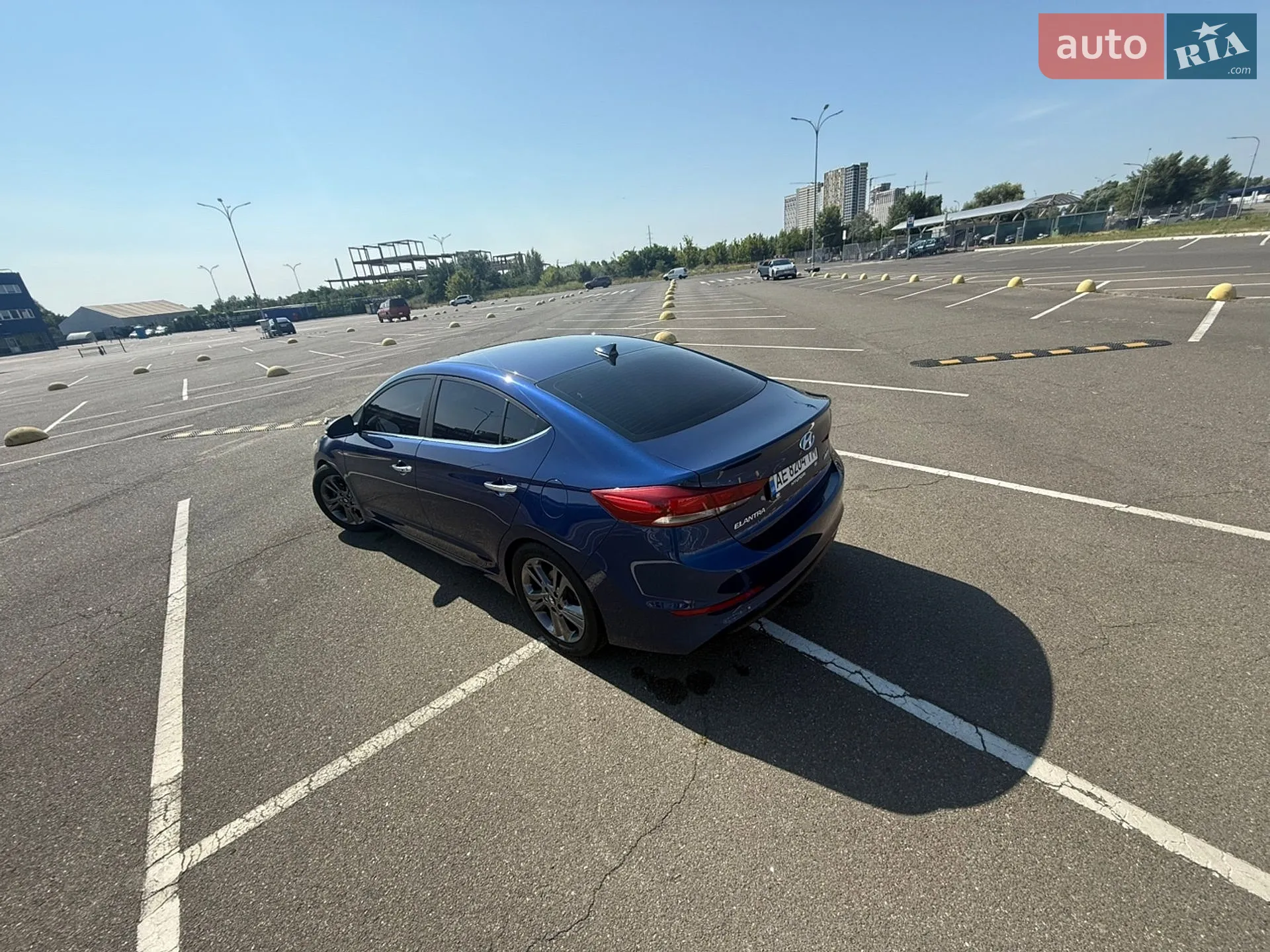 2016 Hyundai Elantra - мініатюра 16