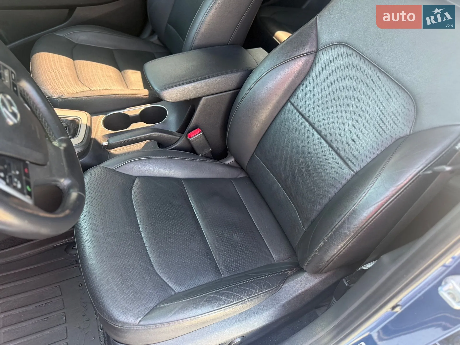 2016 Hyundai Elantra - мініатюра 23