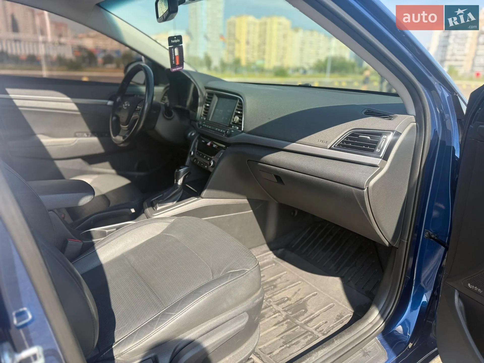 2016 Hyundai Elantra - мініатюра 25