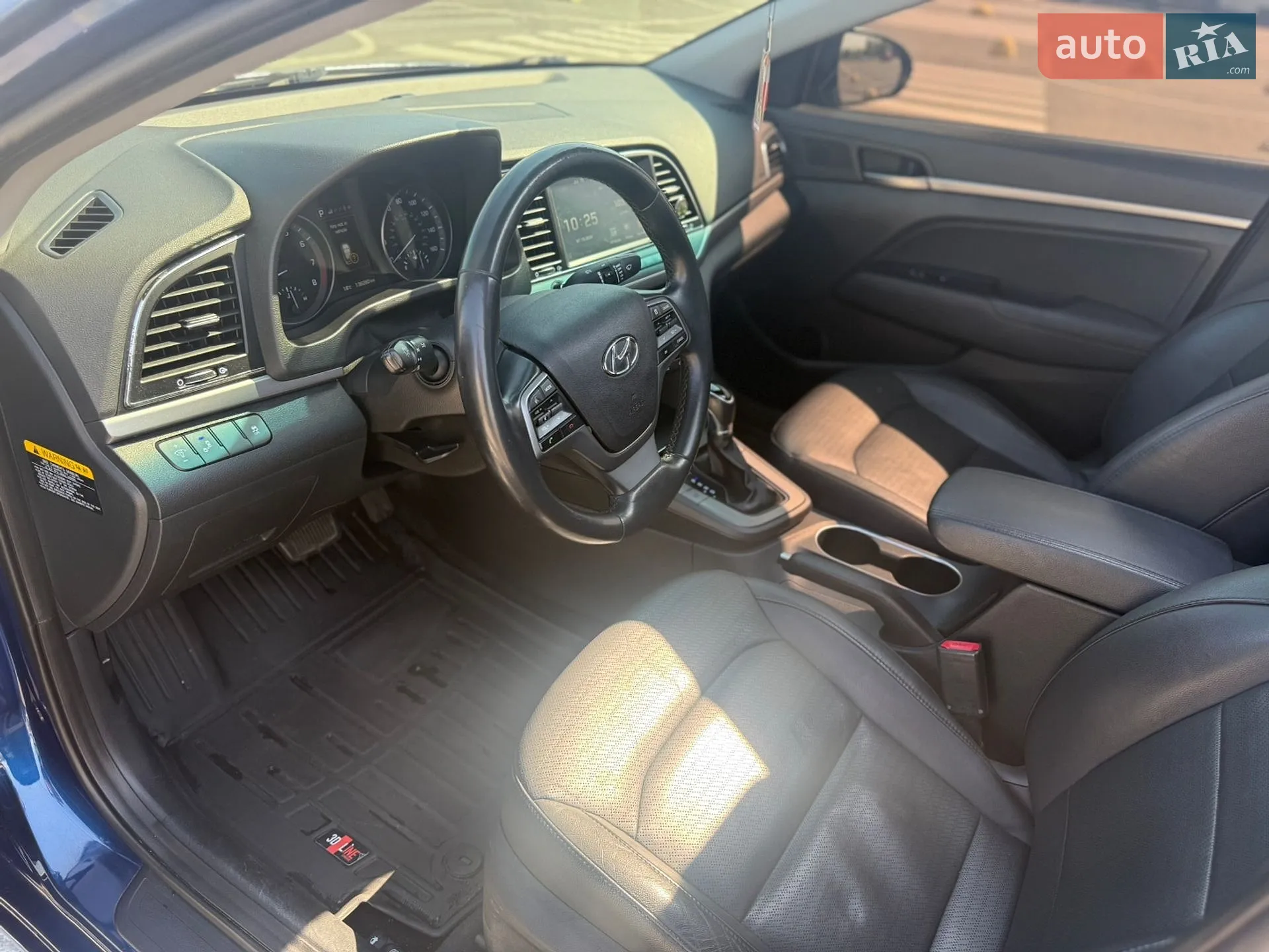 2016 Hyundai Elantra - мініатюра 38