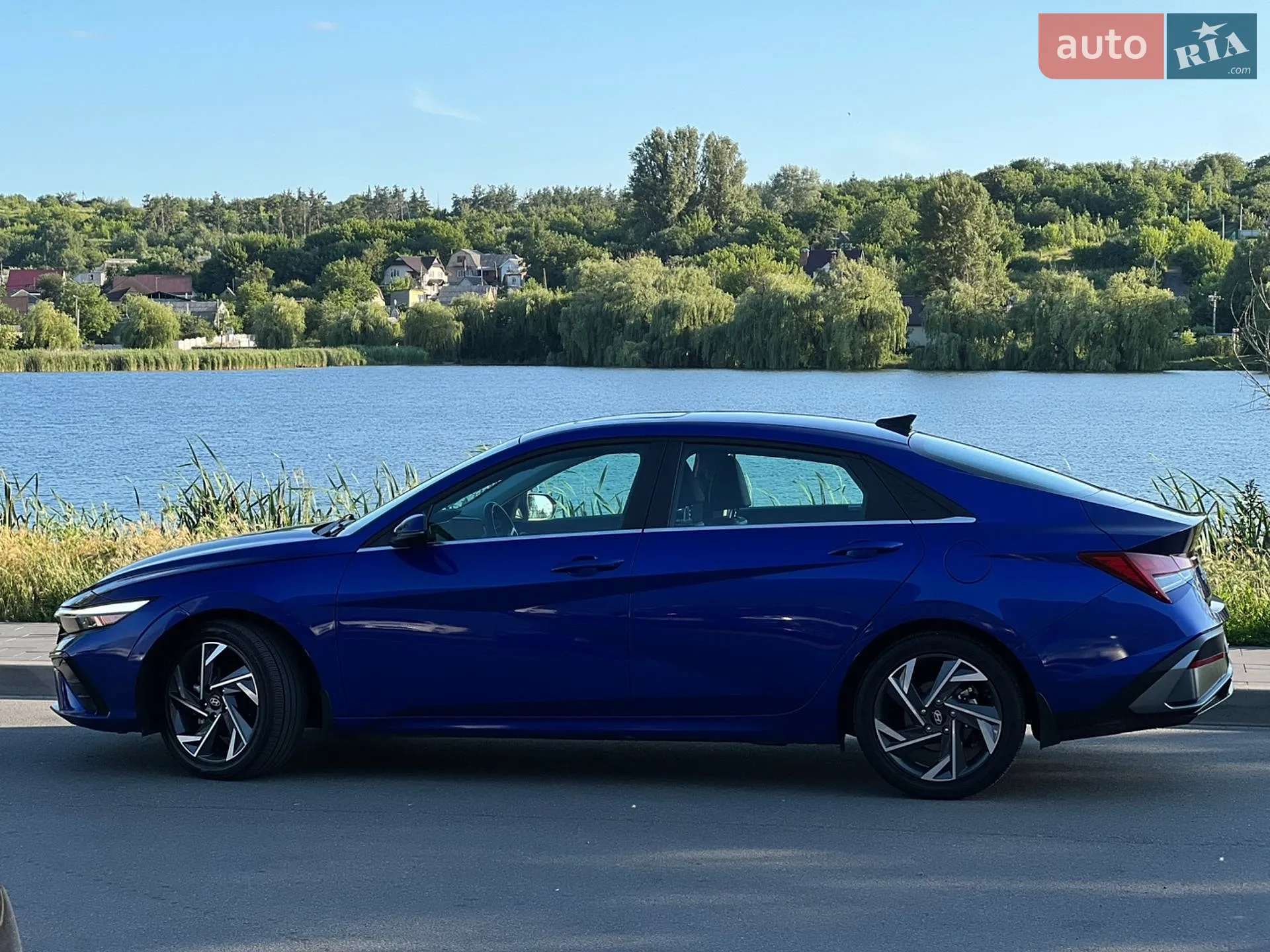2023 Hyundai Elantra - мініатюра 8