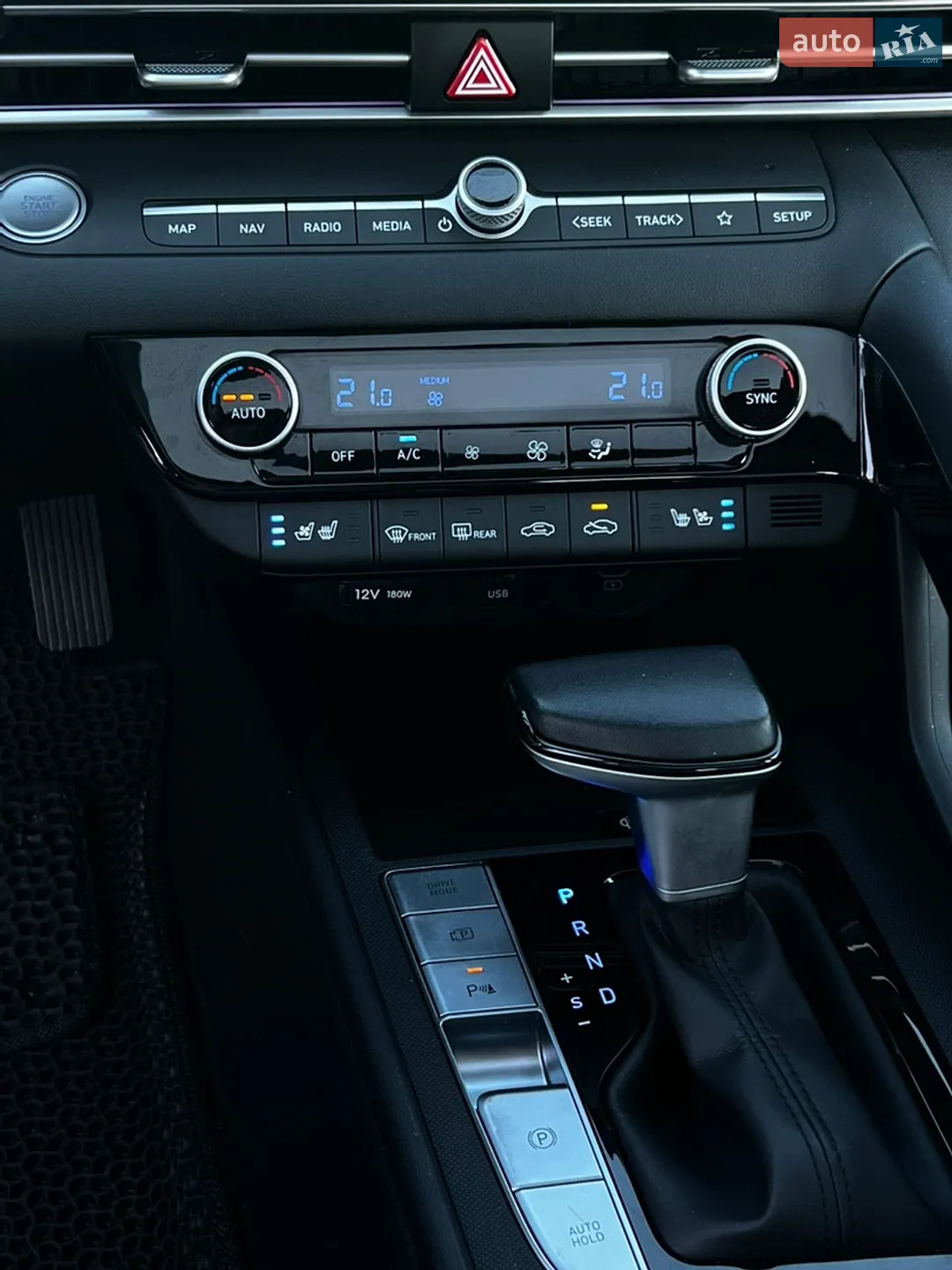 2023 Hyundai Elantra - мініатюра 18