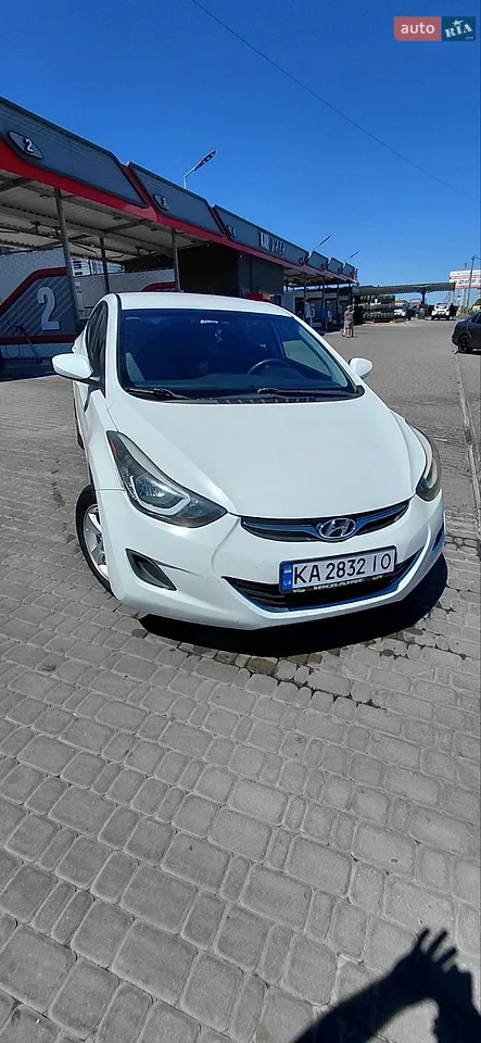 2015 Hyundai Elantra - мініатюра 10
