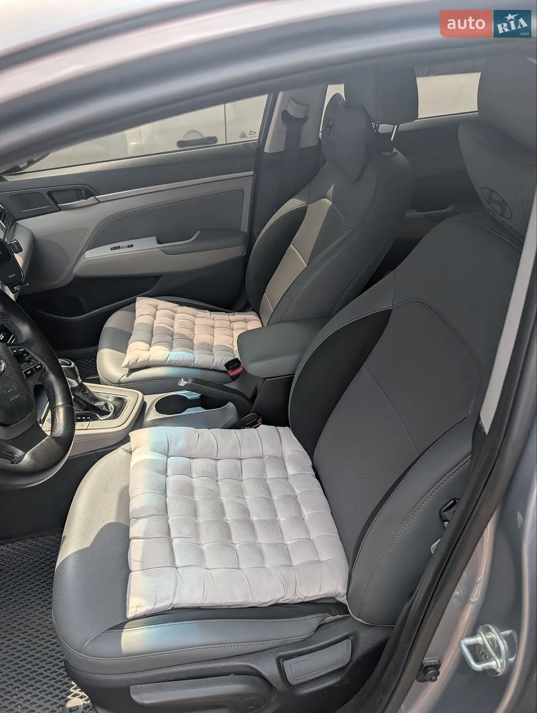 2017 Hyundai Elantra - мініатюра 7