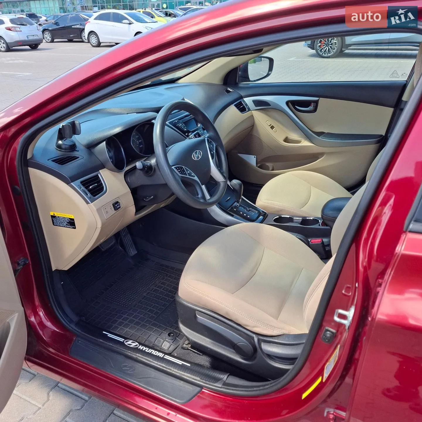 2013 Hyundai Elantra - мініатюра 10