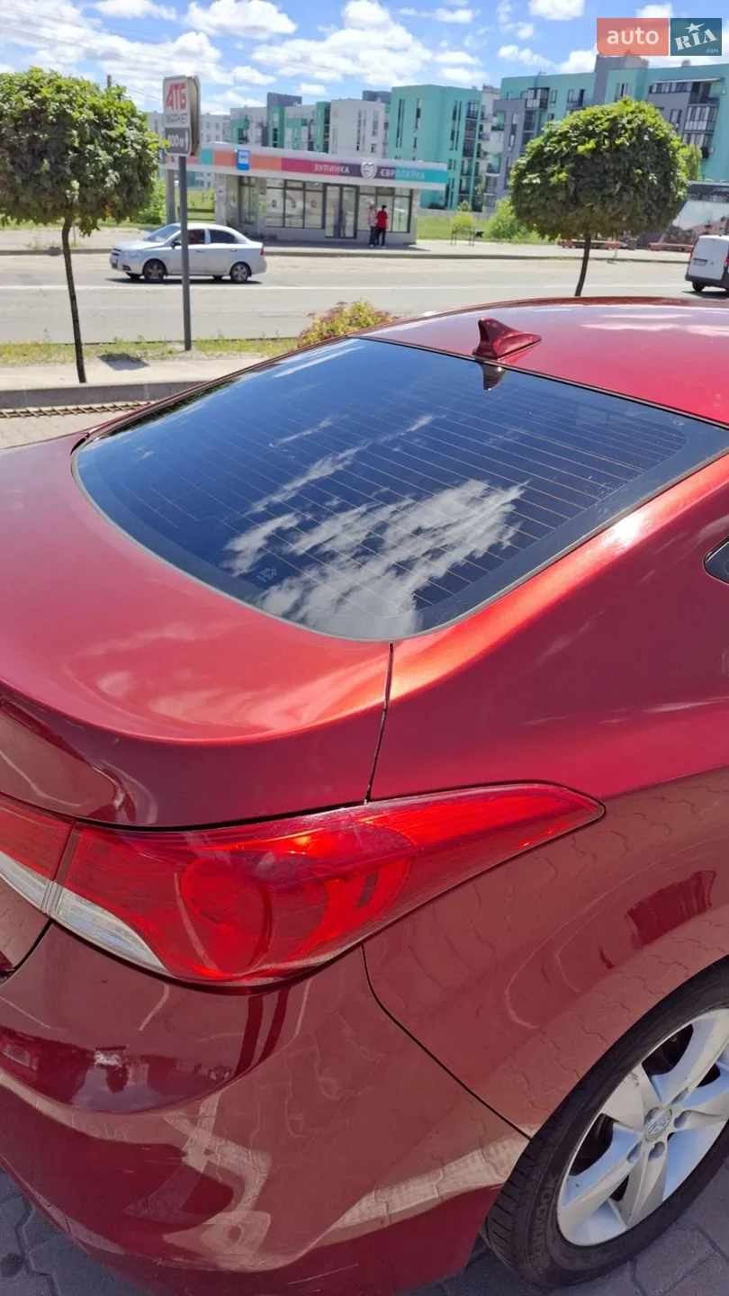 2013 Hyundai Elantra - мініатюра 27