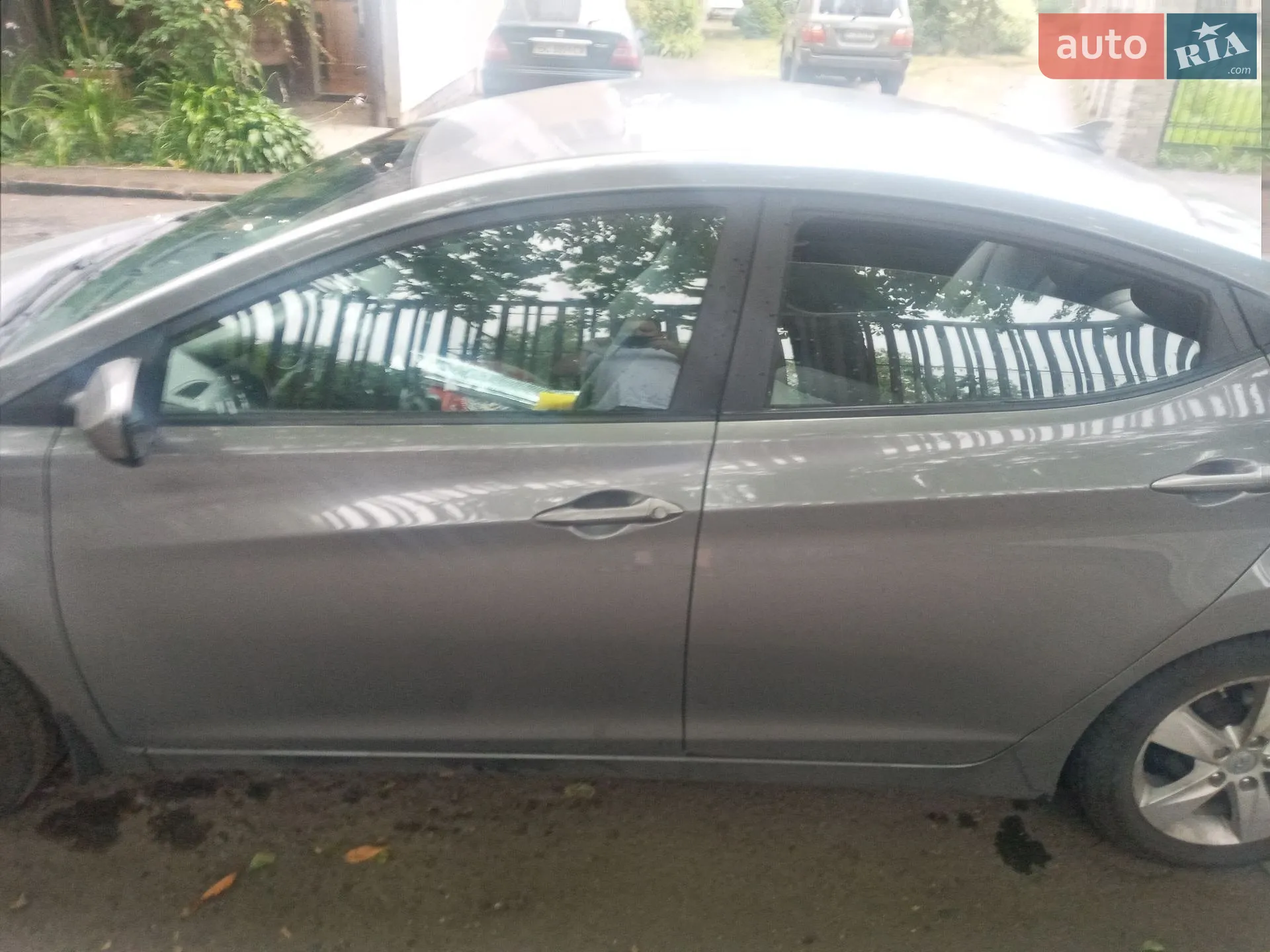 2013 Hyundai Elantra - мініатюра 3