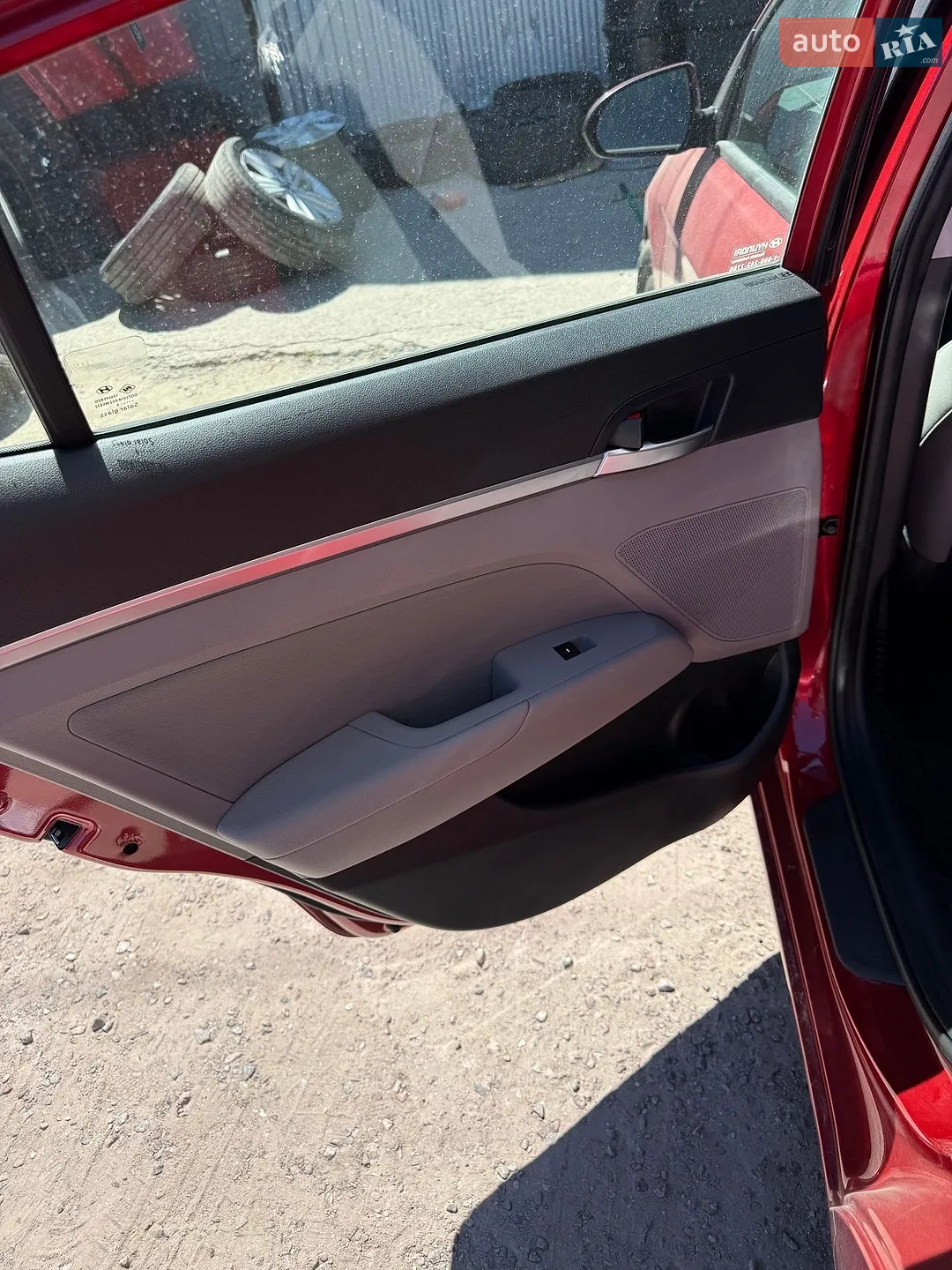 2019 Hyundai Elantra - мініатюра 18