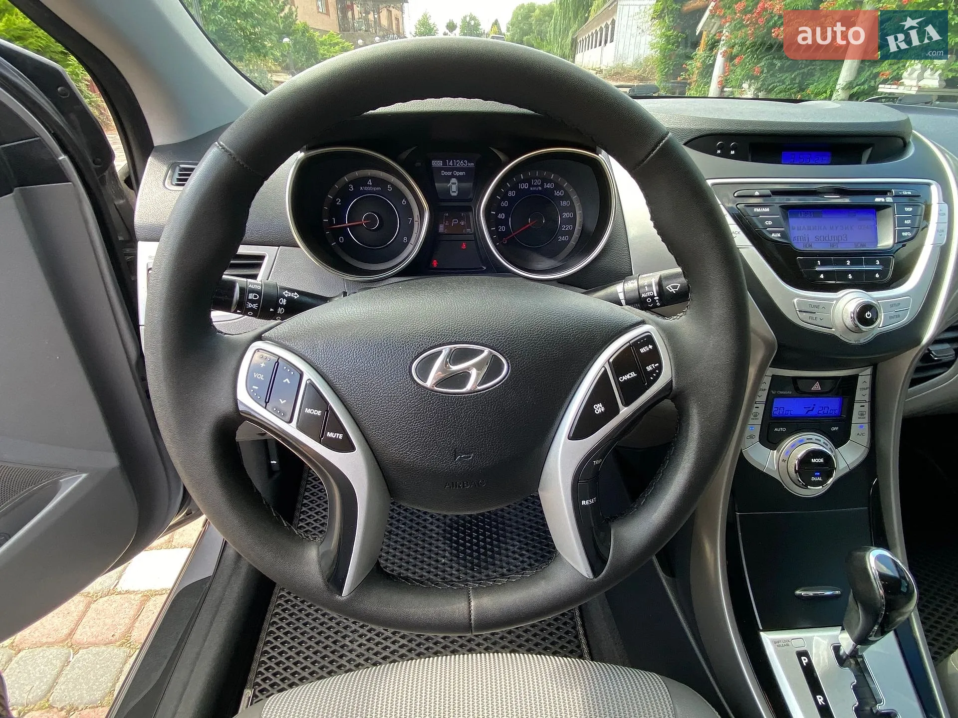 2012 Hyundai Elantra - мініатюра 28