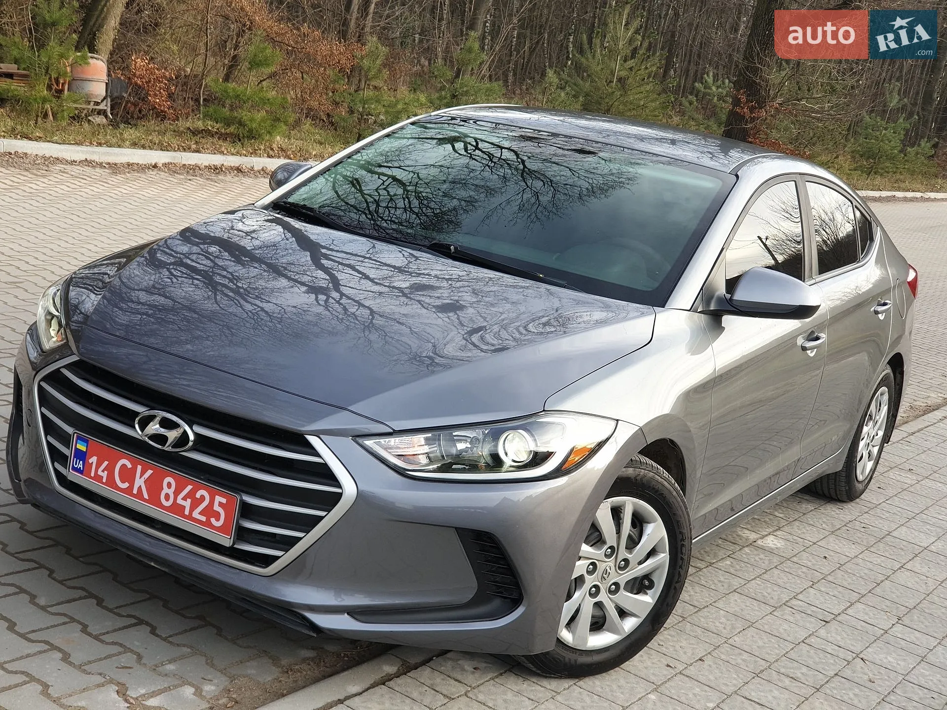 2018 Hyundai Elantra - мініатюра 12