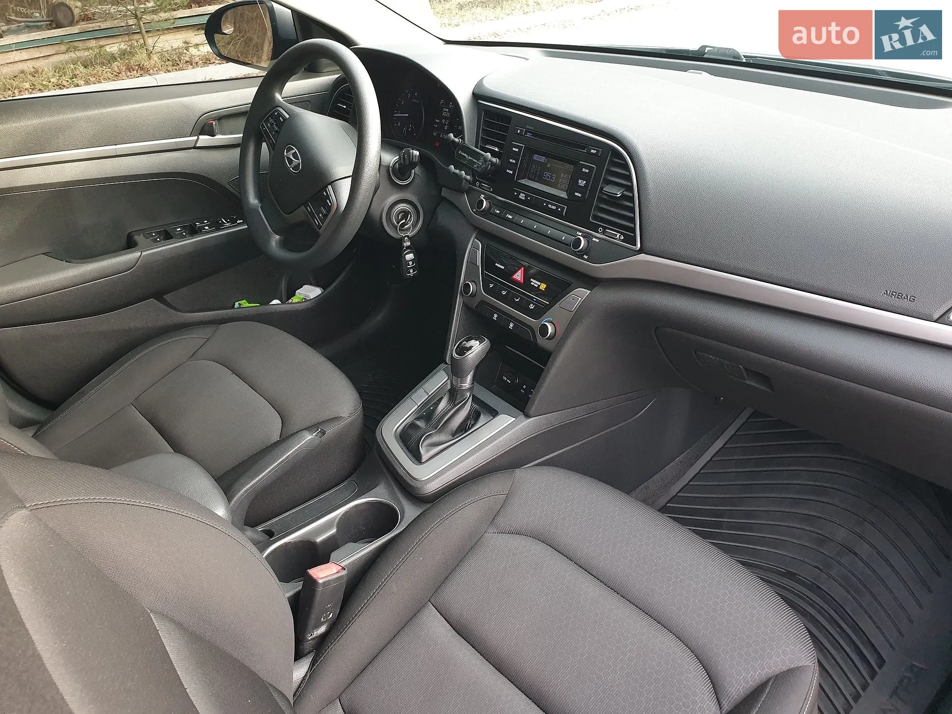 2018 Hyundai Elantra - мініатюра 16