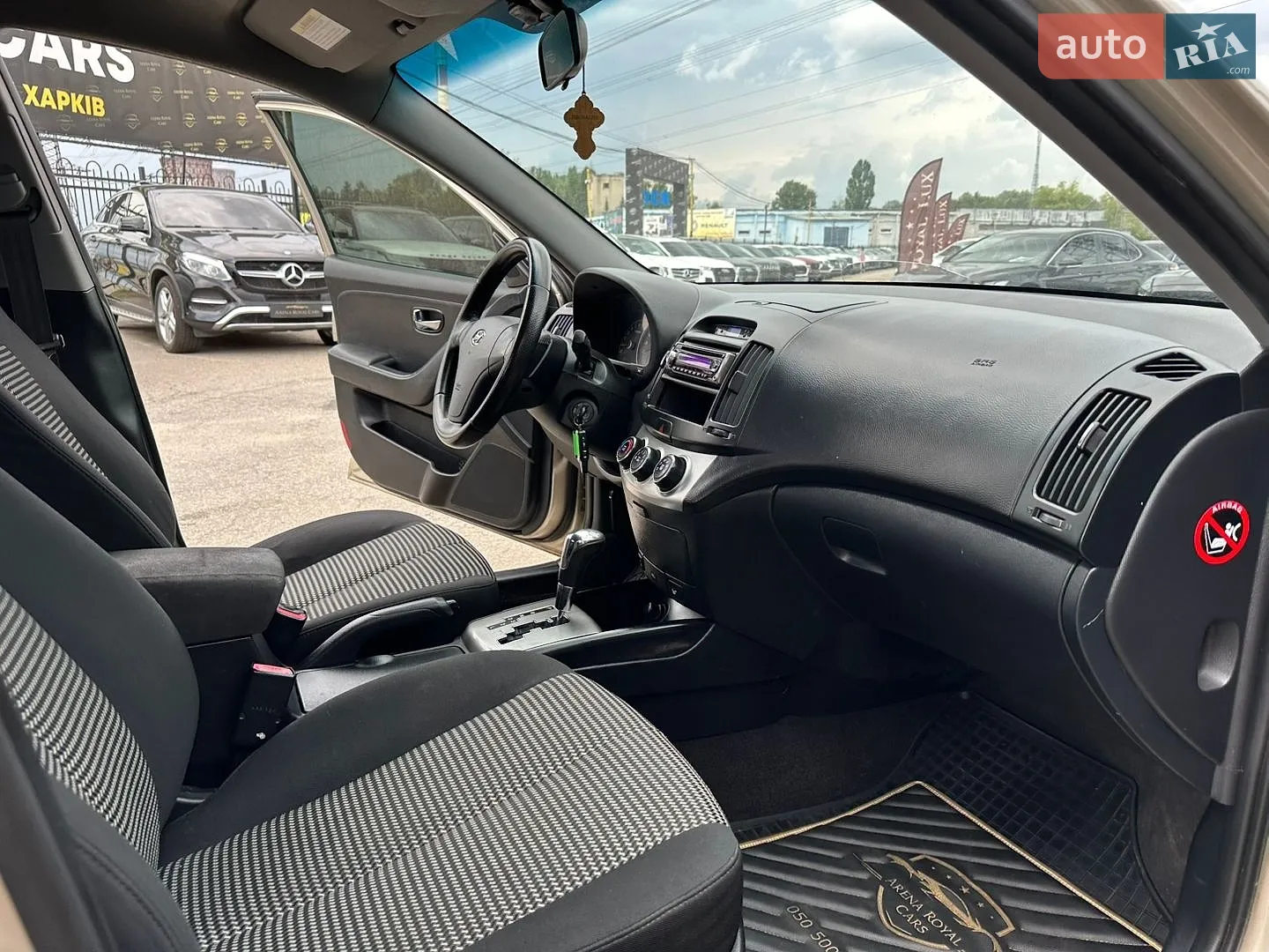 2010 Hyundai Elantra - мініатюра 23