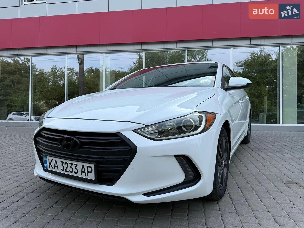 2016 Hyundai Elantra - мініатюра 19