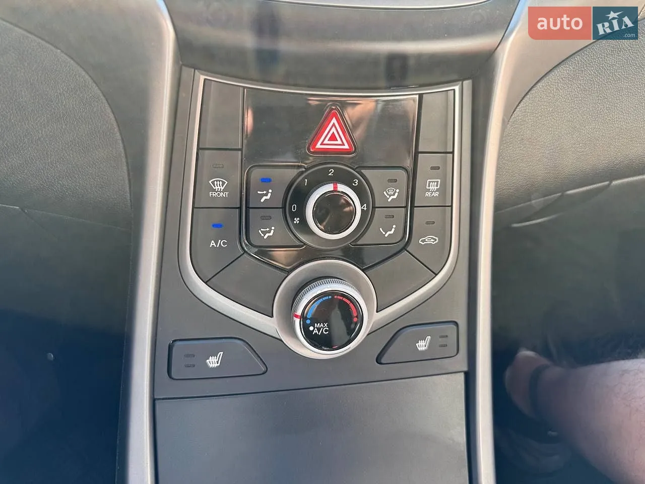 2014 Hyundai Elantra - мініатюра 19