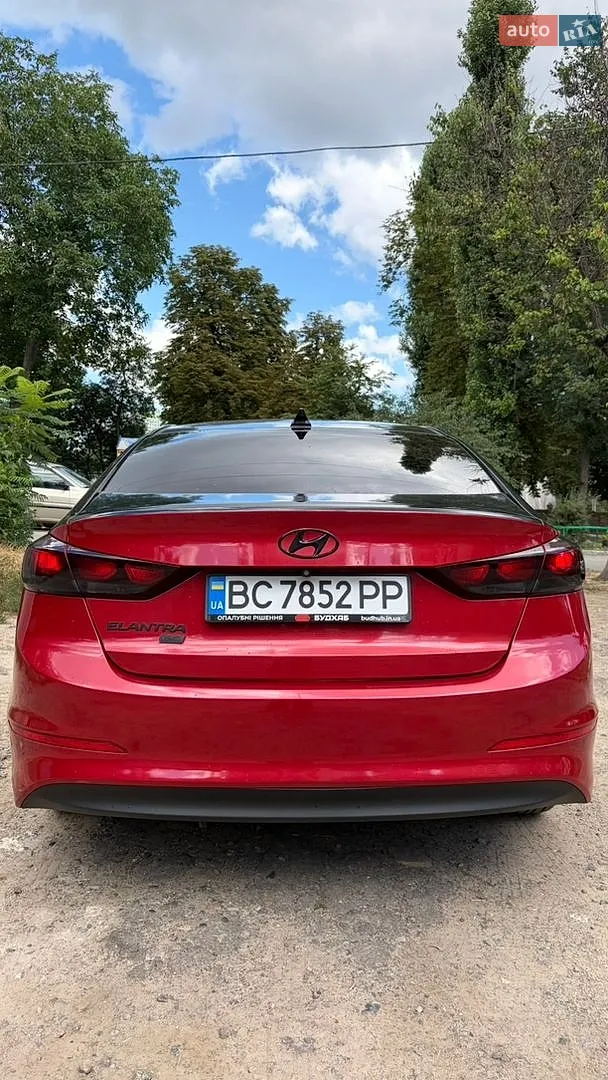 2016 Hyundai Elantra - мініатюра 4