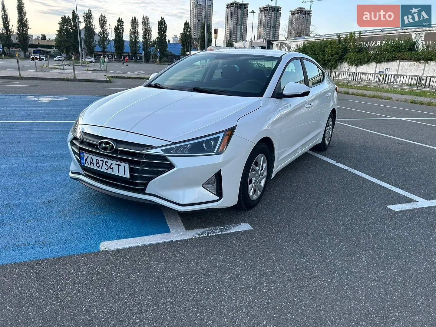 2018 Hyundai Elantra - мініатюра 4