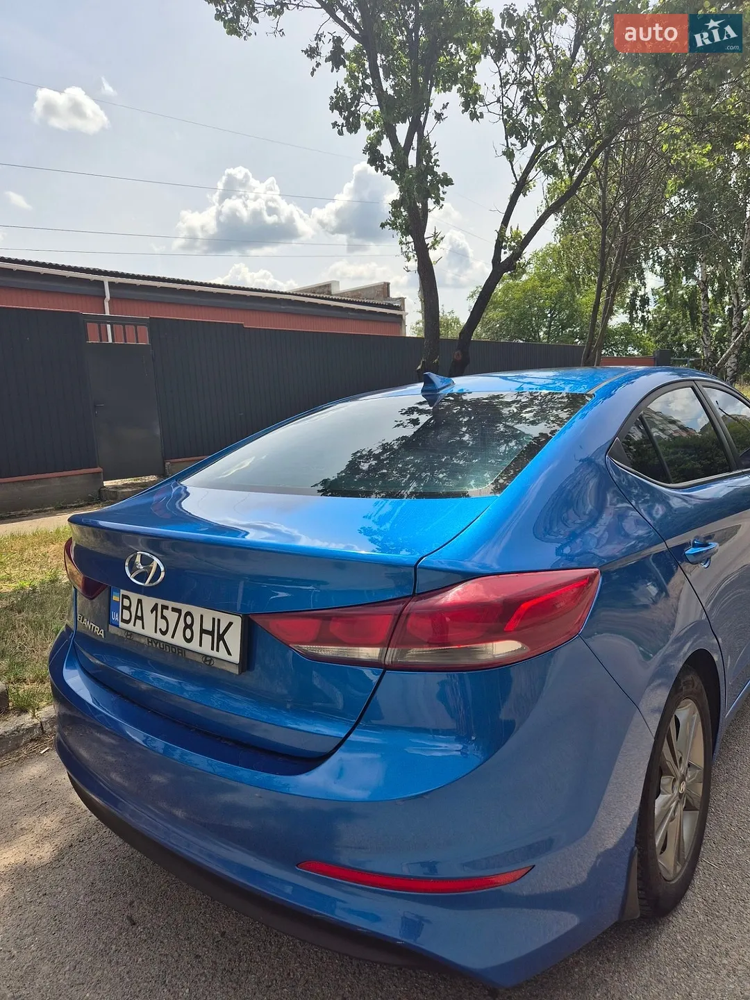 2017 Hyundai Elantra - мініатюра 3