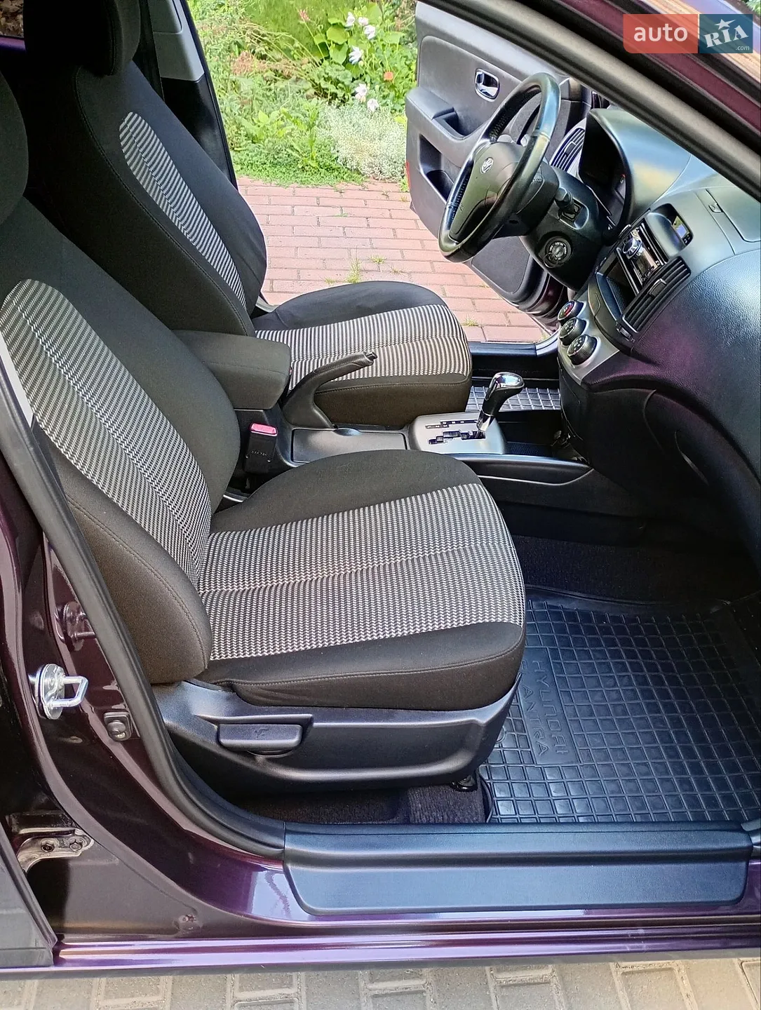 2010 Hyundai Elantra - мініатюра 6
