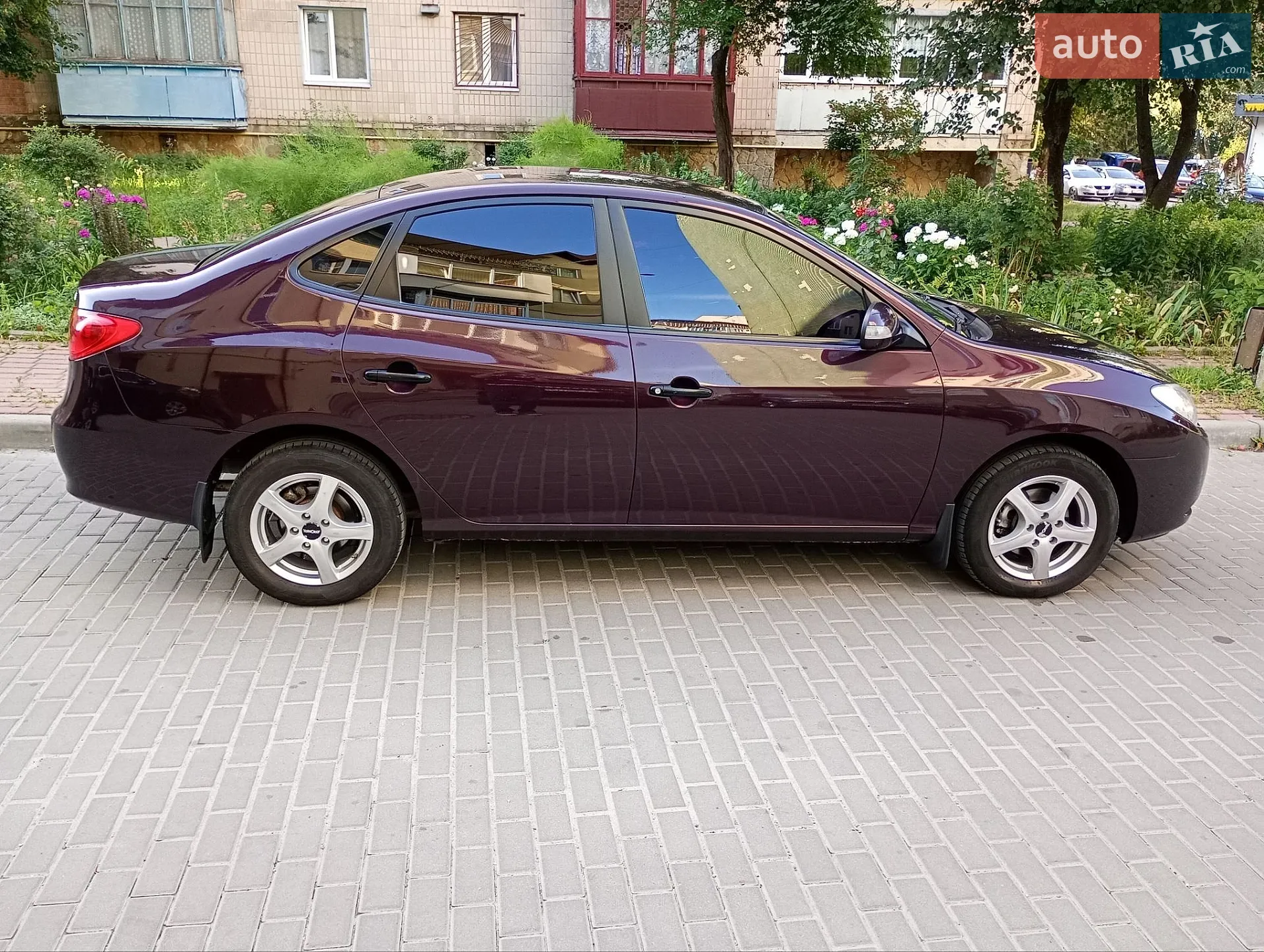 2010 Hyundai Elantra - мініатюра 11