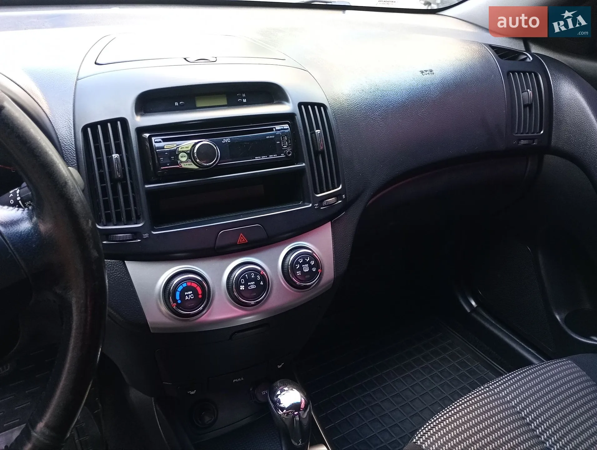 2010 Hyundai Elantra - мініатюра 15
