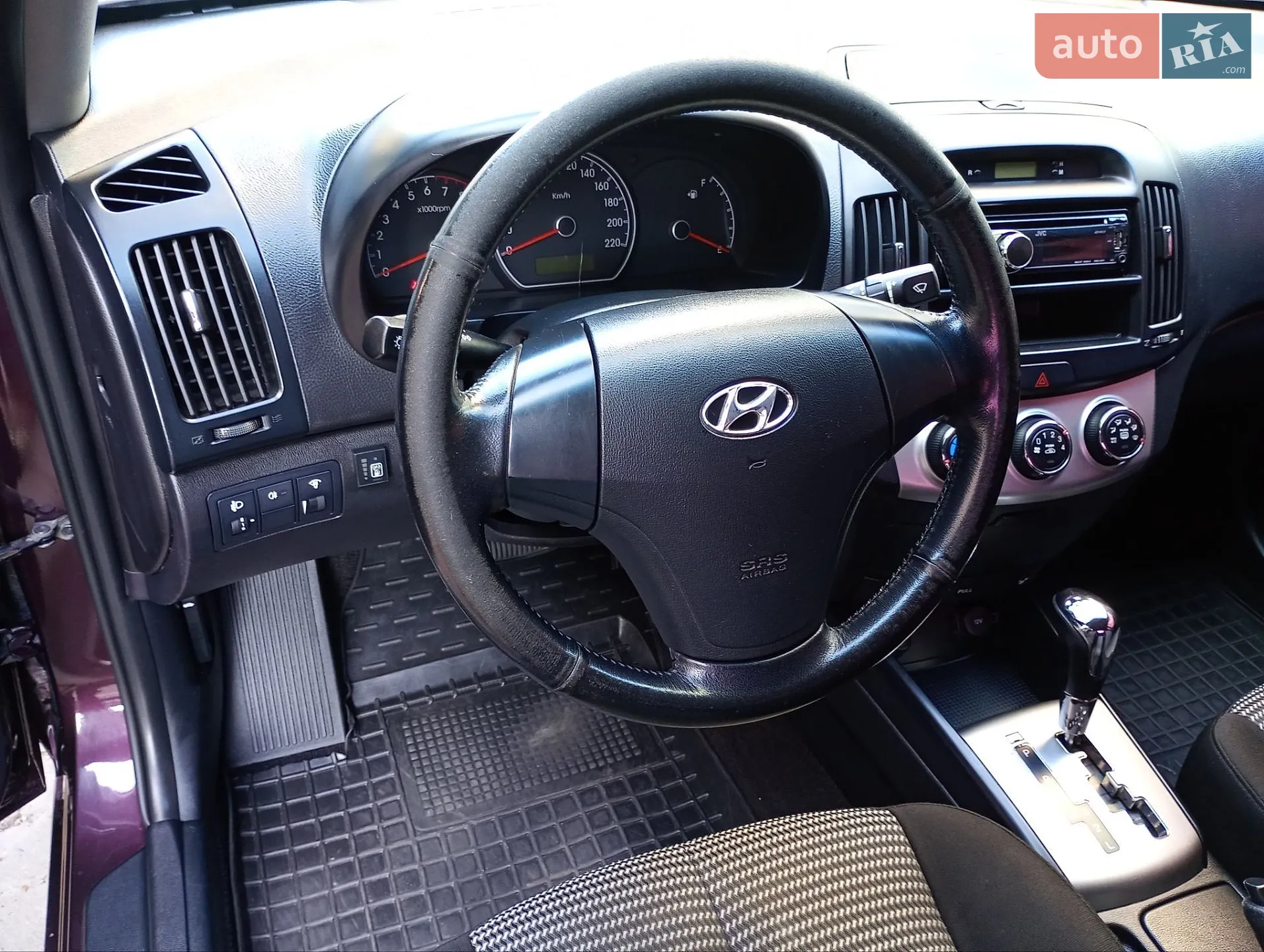 2010 Hyundai Elantra - мініатюра 17