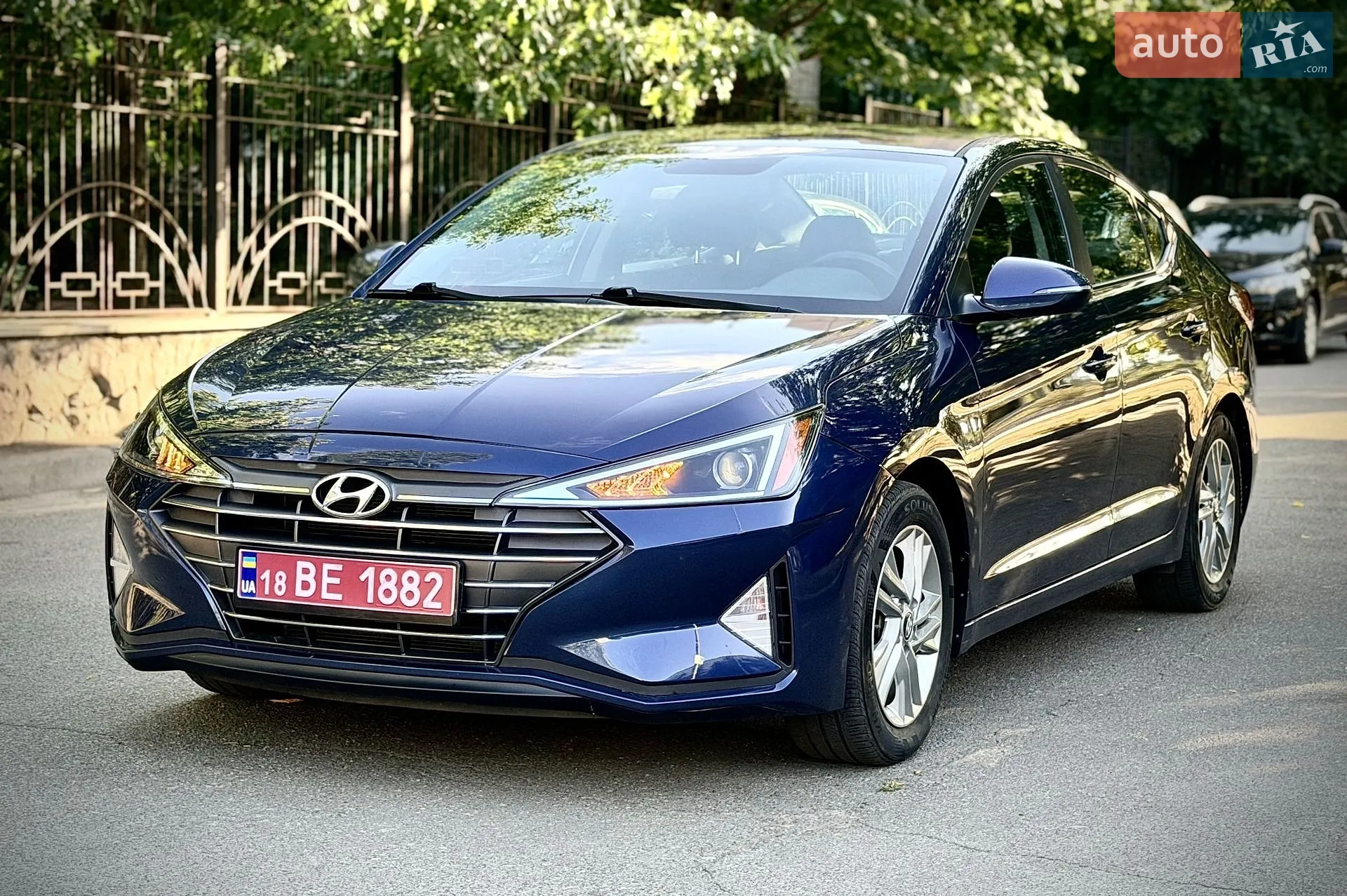 2018 Hyundai Elantra - фото 1