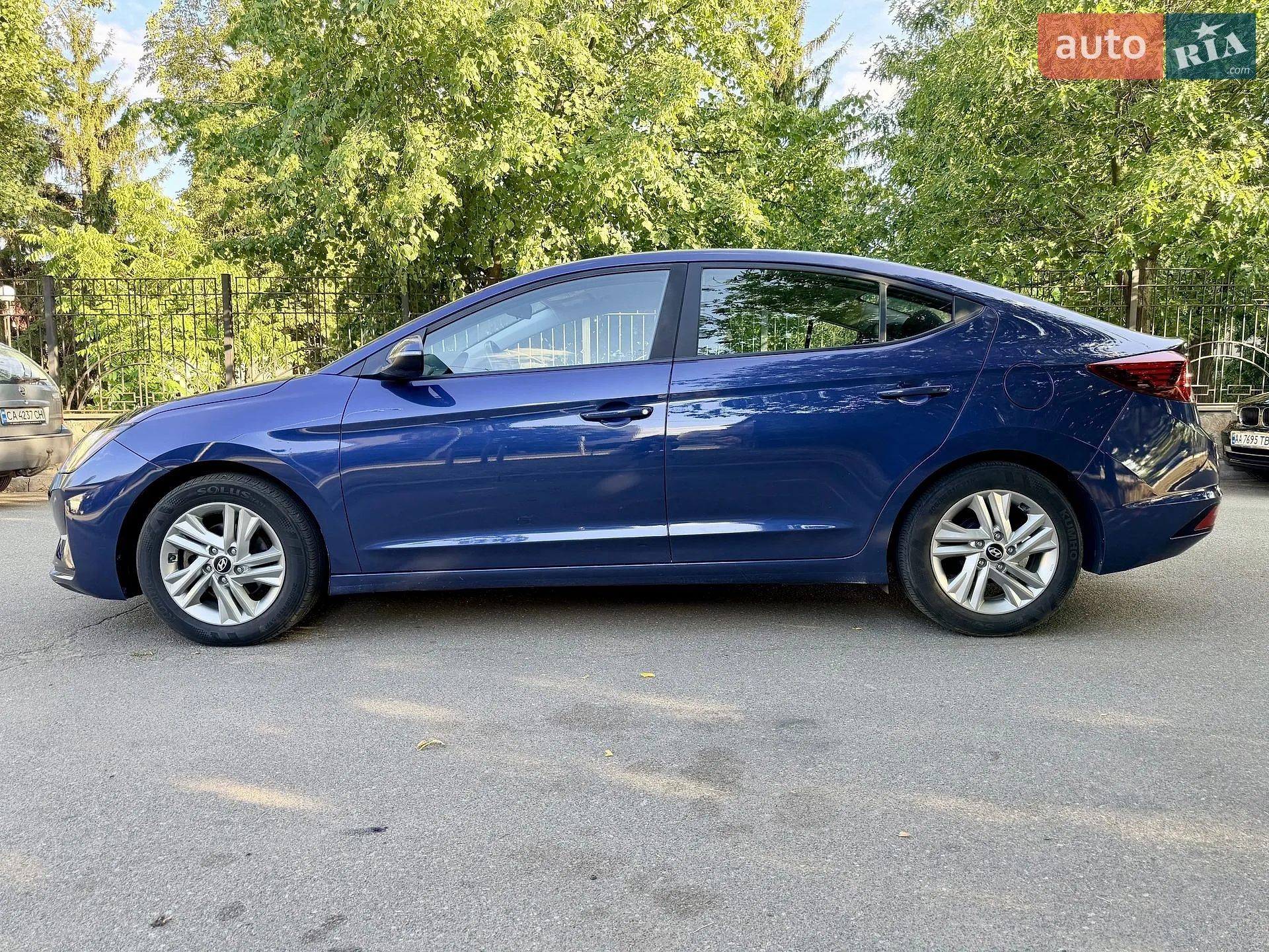 2018 Hyundai Elantra - мініатюра 3