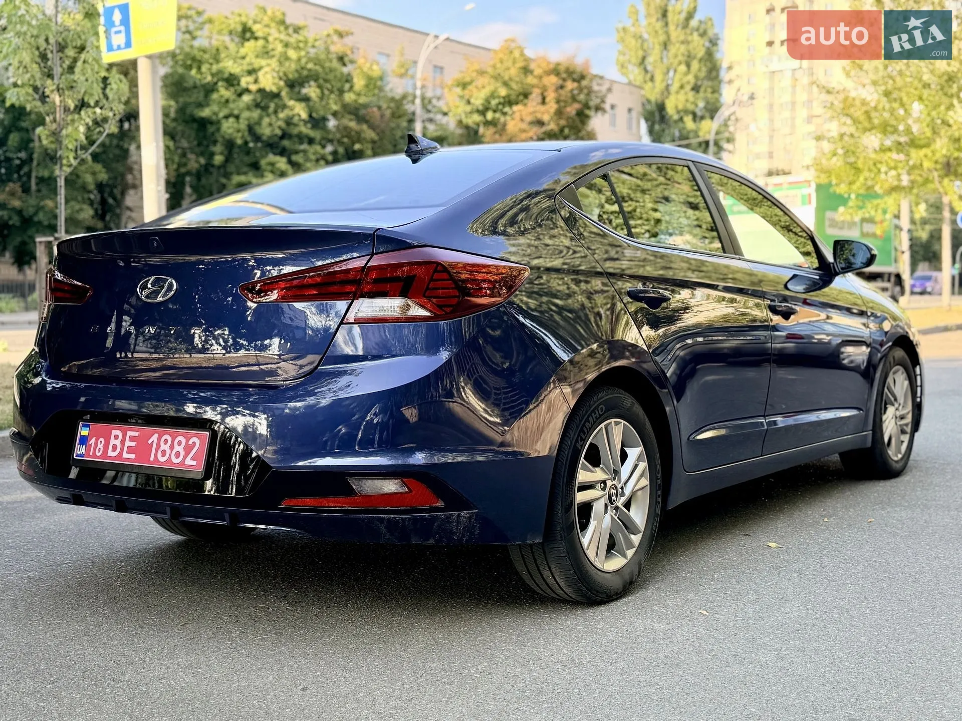 2018 Hyundai Elantra - мініатюра 8