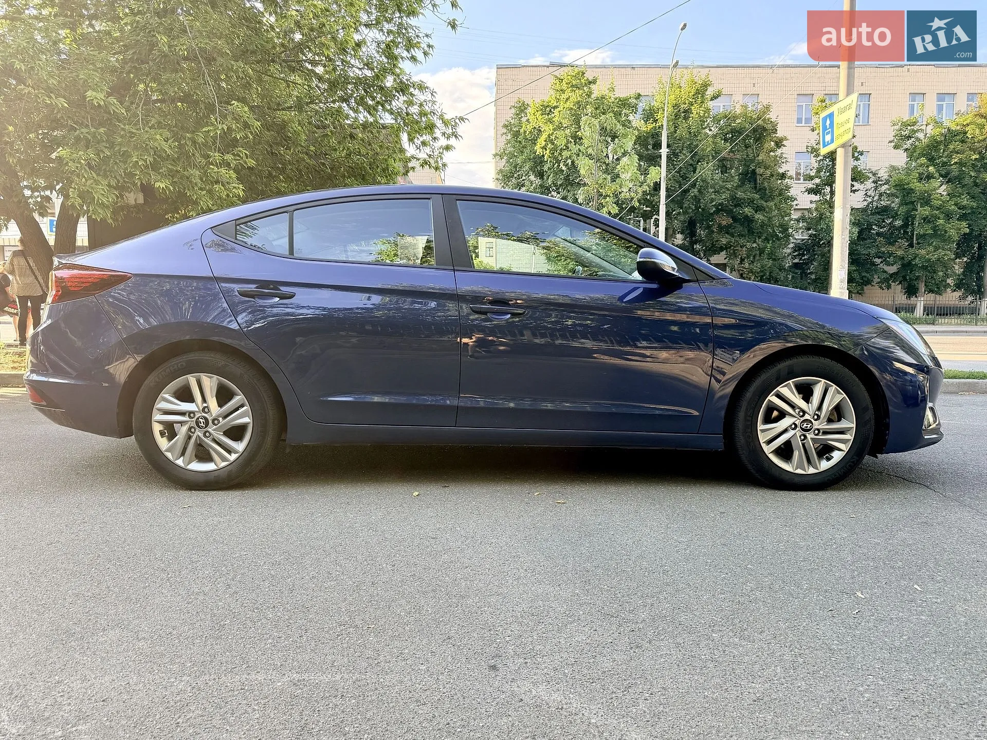 2018 Hyundai Elantra - мініатюра 9