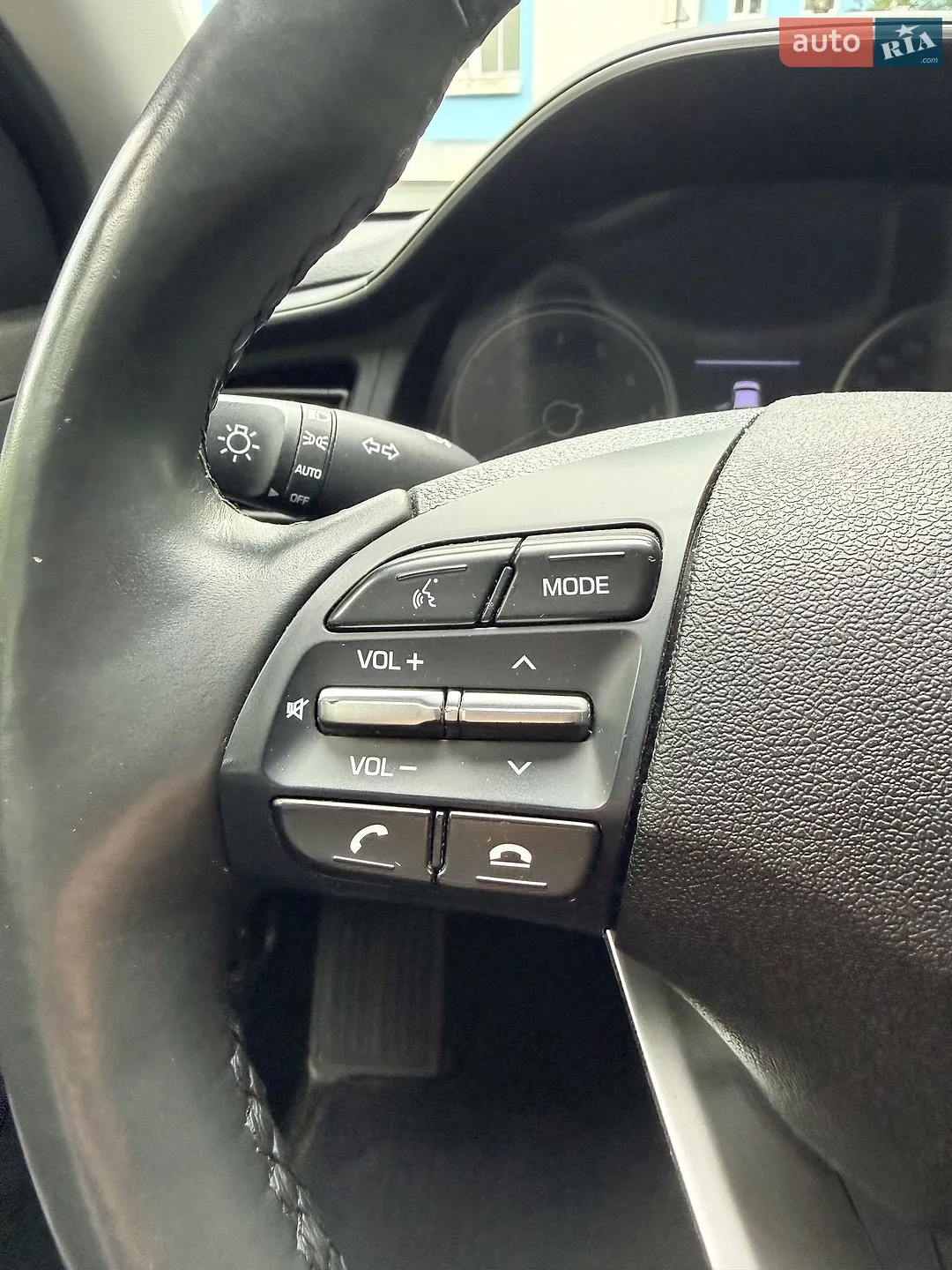 2018 Hyundai Elantra - мініатюра 14