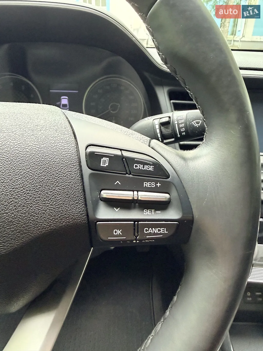 2018 Hyundai Elantra - мініатюра 15
