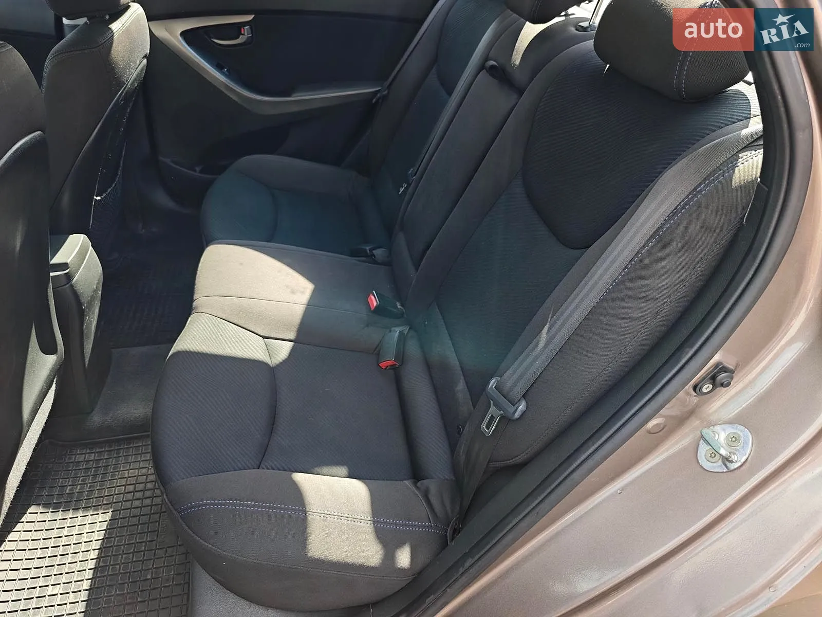 2012 Hyundai Elantra - мініатюра 14