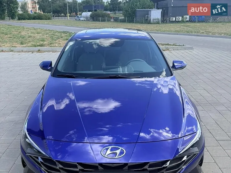 Hyundai Elantra 2021