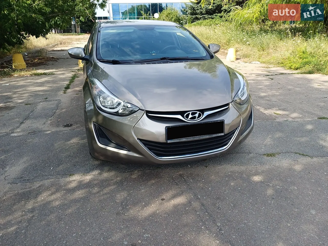 2016 Hyundai Elantra - мініатюра 18