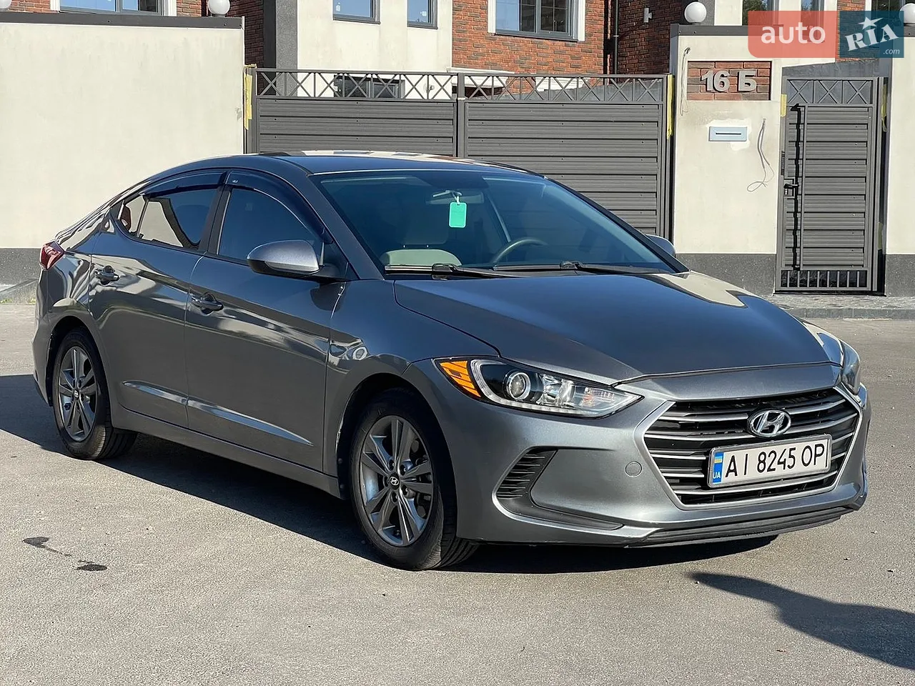 2015 Hyundai Elantra - мініатюра 18