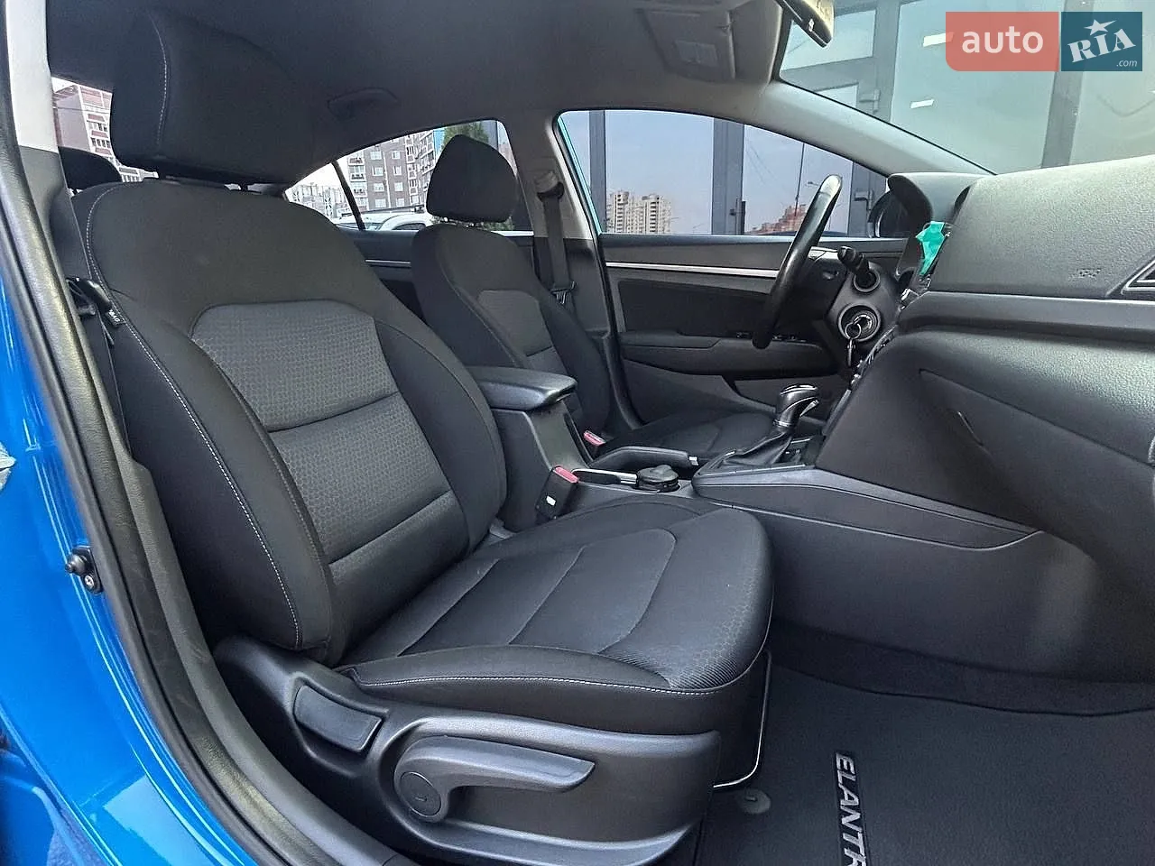 2016 Hyundai Elantra - мініатюра 11