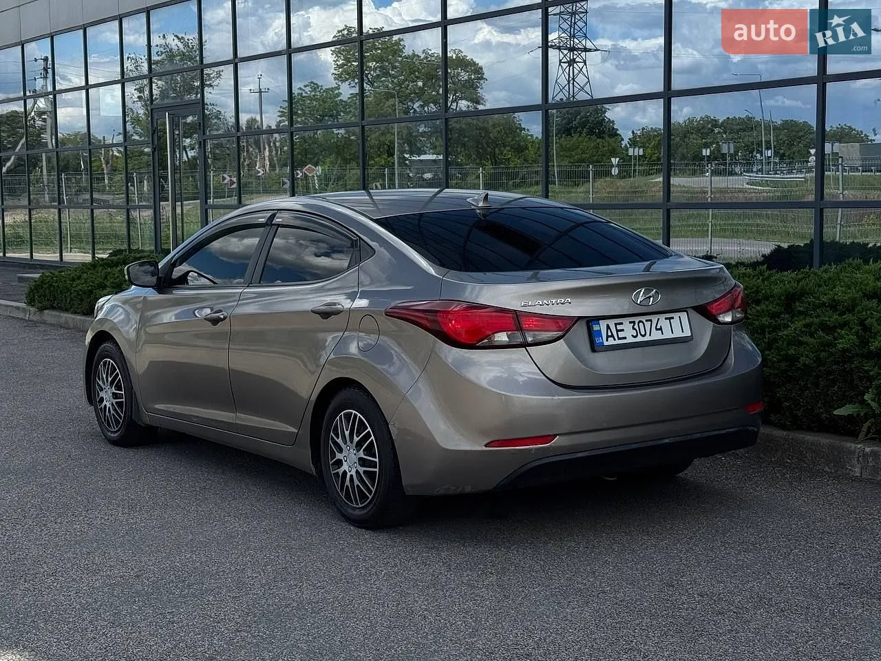 2014 Hyundai Elantra - мініатюра 2