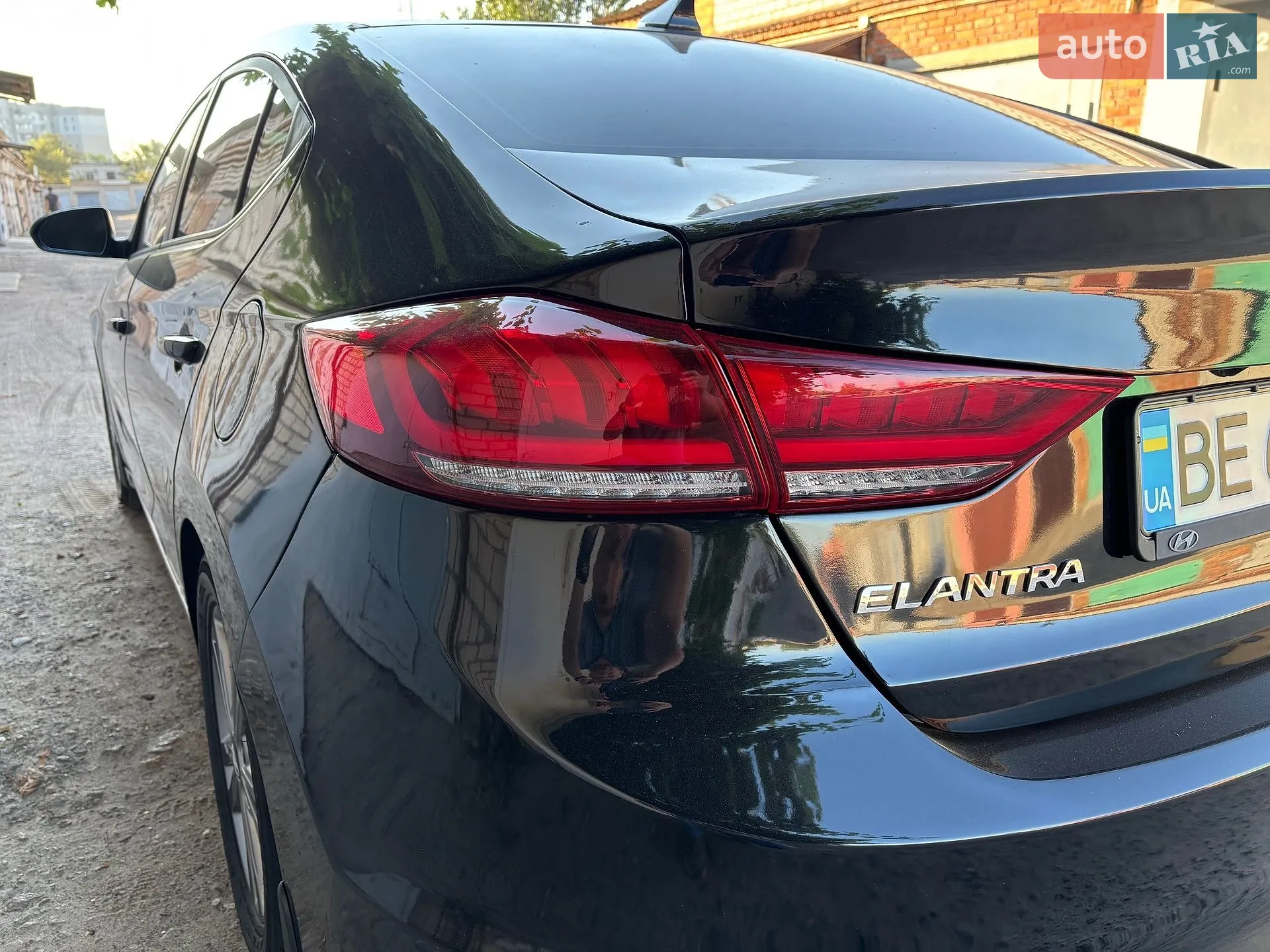 2017 Hyundai Elantra - мініатюра 7