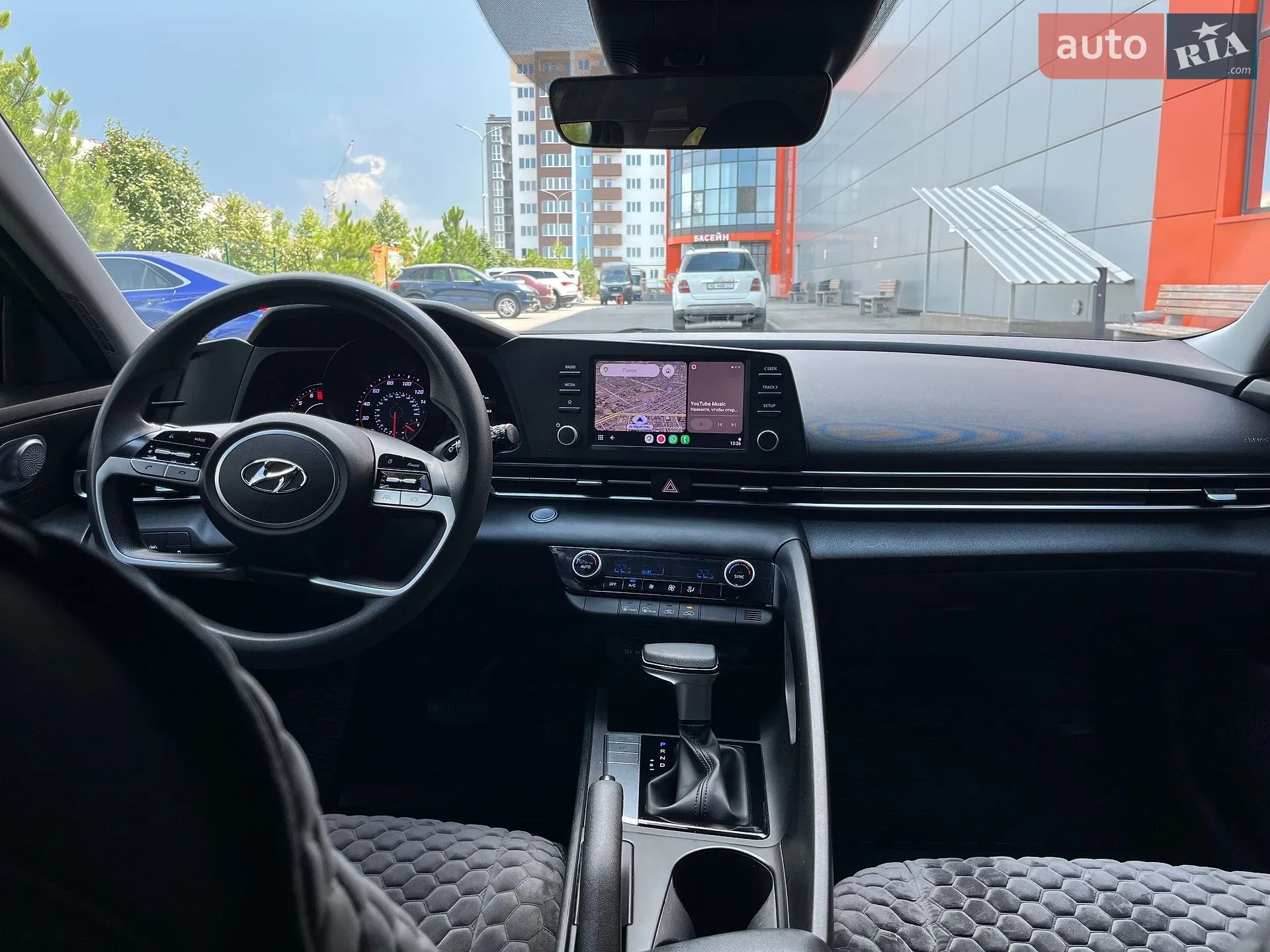 2022 Hyundai Elantra - мініатюра 11