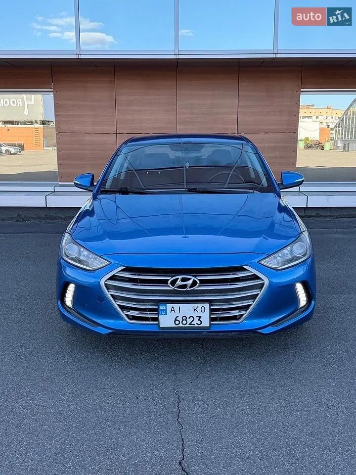 2016 Hyundai Elantra - мініатюра 19