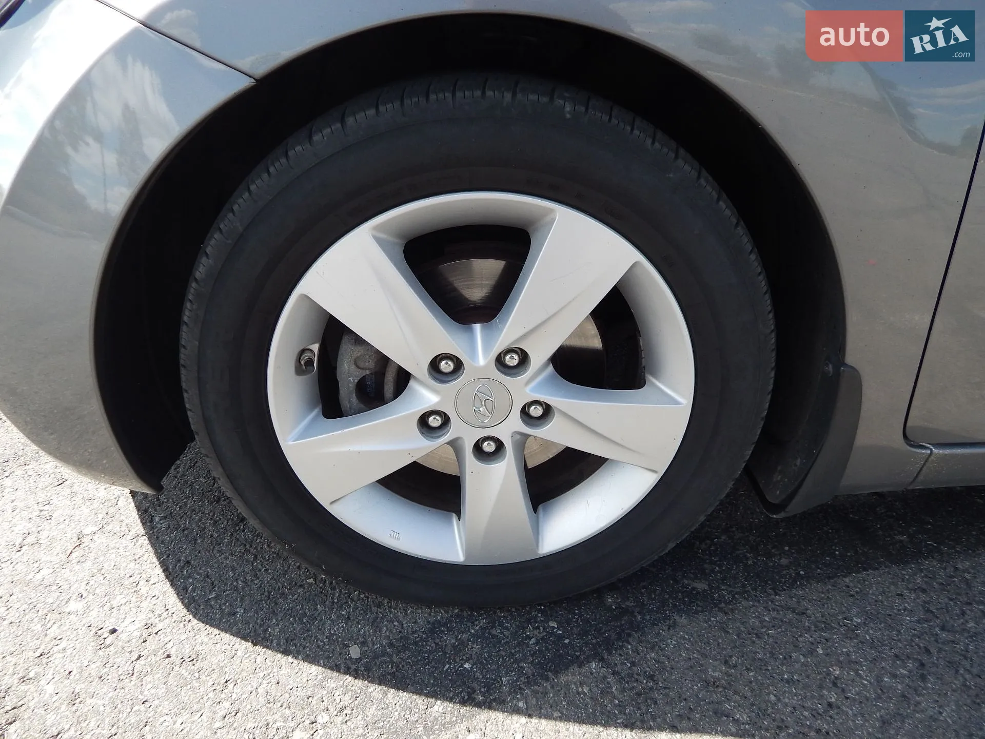 2013 Hyundai Elantra - мініатюра 8