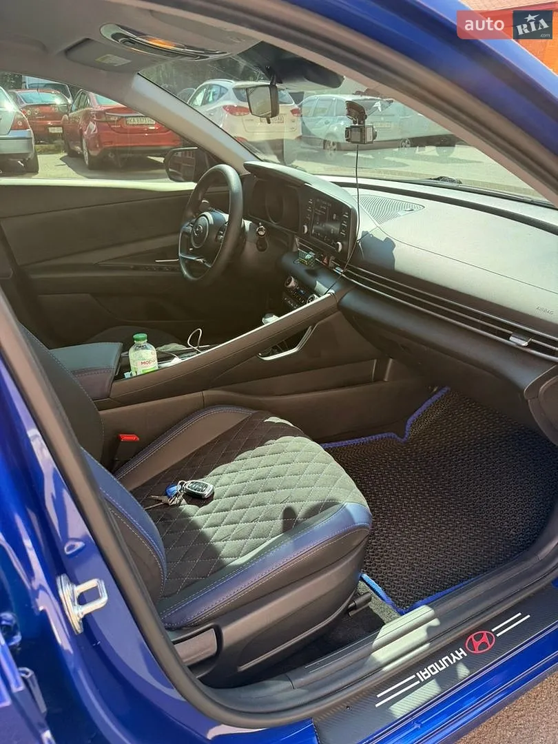 2023 Hyundai Elantra - мініатюра 9