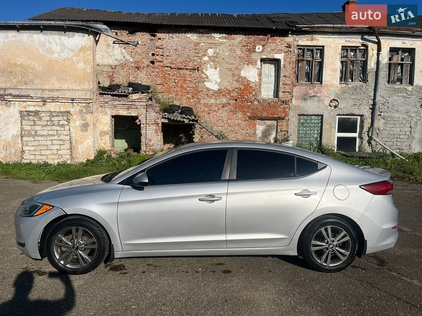 2016 Hyundai Elantra - мініатюра 2